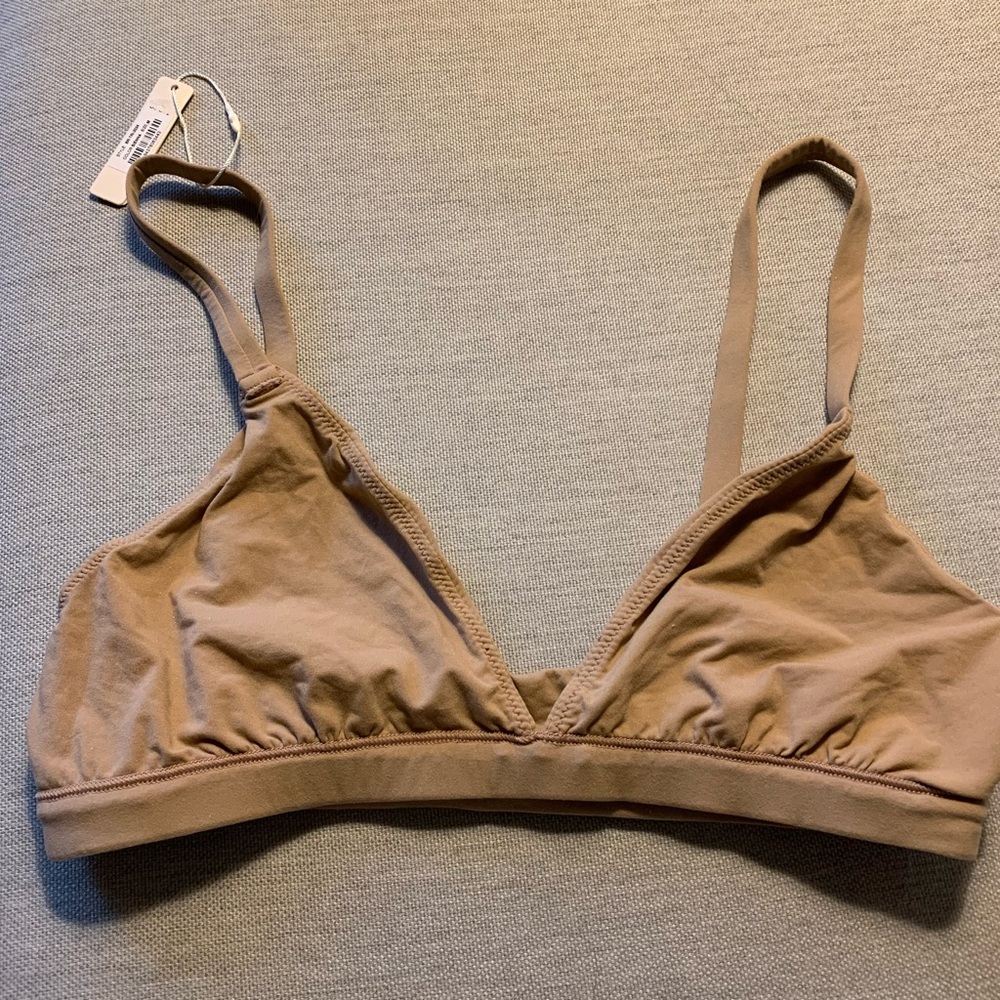 Skims NWT bra size M